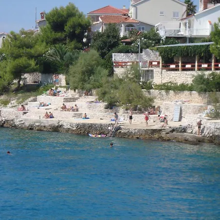 Apartment in Okrug Gornji 6169 * Trogir