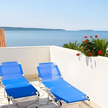 Apartment in Okrug Gornji 6169 Apartman