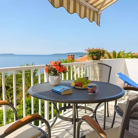 Apartman Apartment in Okrug Gornji 6169 Trogir