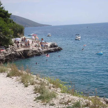 아파트 In Okrug Gornji 6169 트로기르