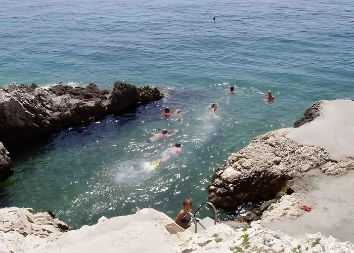 In Okrug Gornji 6169 Appartement